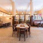 Grand De L'esperance 호텔 3*