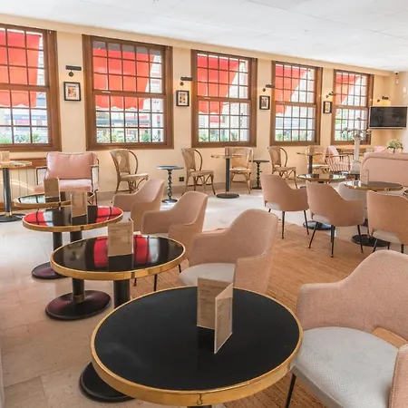 Grand De L'esperance Отель Лизьё