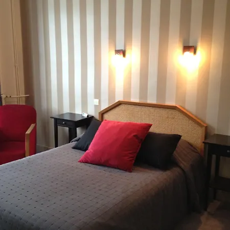 Отель Grand De L'esperance Лизьё