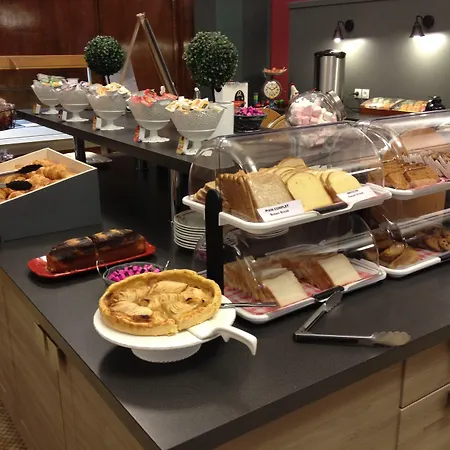 Grand De L'esperance Отель Лизьё