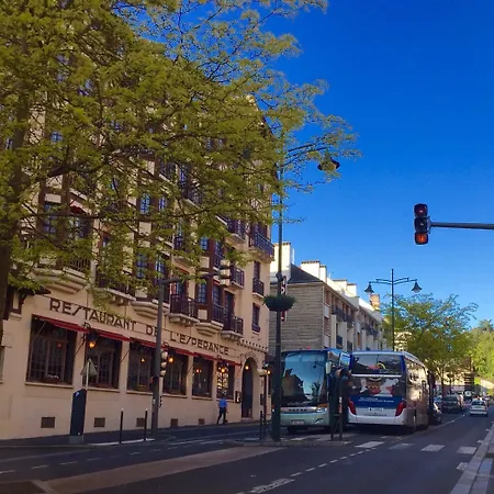 Отель Grand De L'esperance 3*