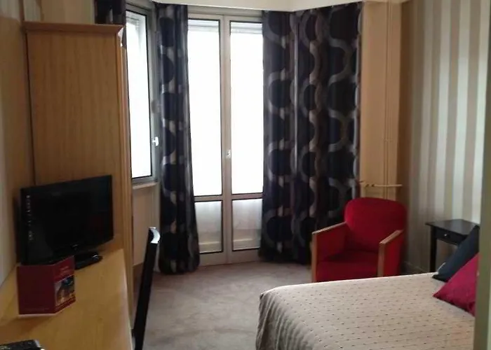 Grand De L'esperance Отель 3*