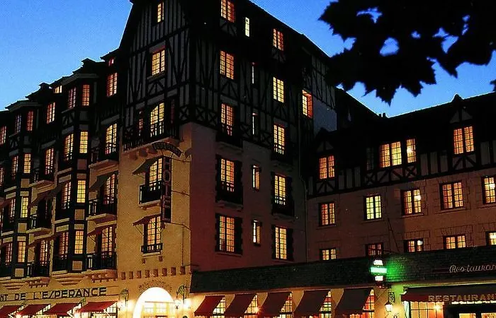 Grand De L'esperance